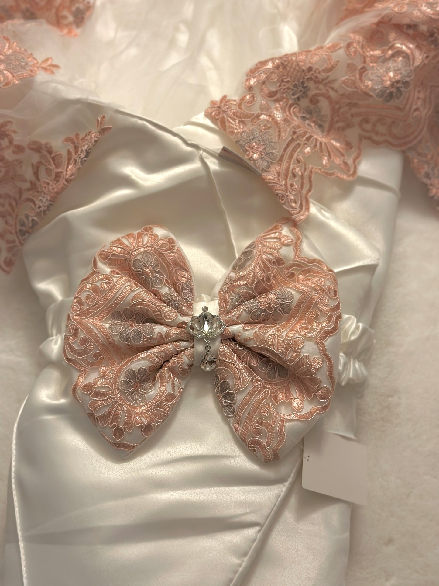 Blush Pink Lace Swaddleđź‘‘