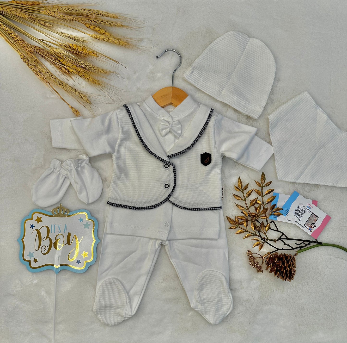 White baby boy receiving Set π€π€