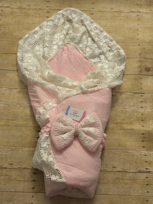 Pinky white lace Swaddle set 🌸